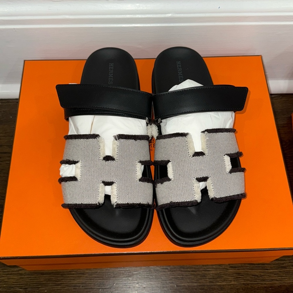Hermes Chypre in black-and-white, Brand new never worn, 100% authentic